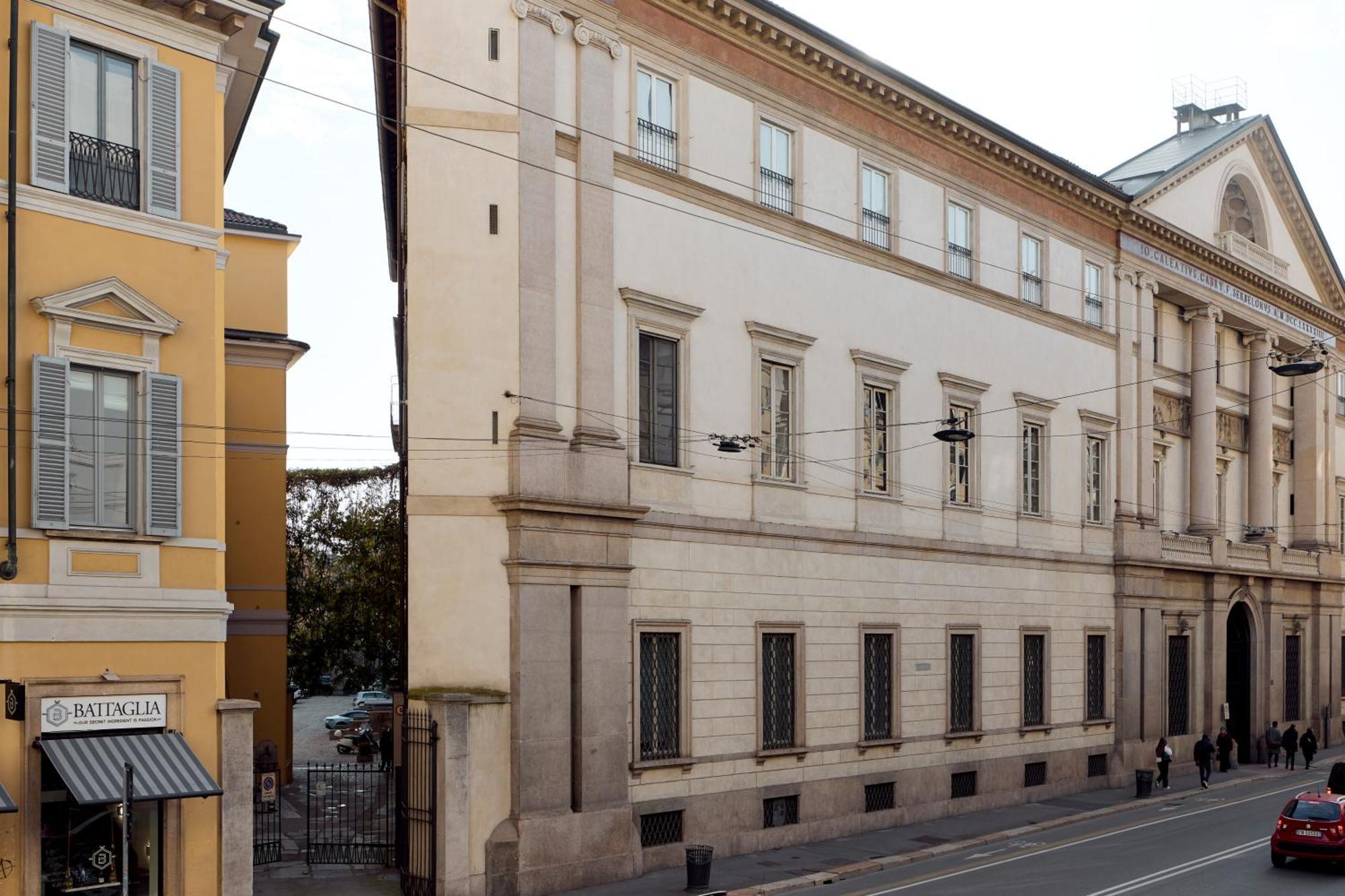 מילאנו Corso Venezia View With Private Balcony - Corso Venezia Suite מראה חיצוני תמונה