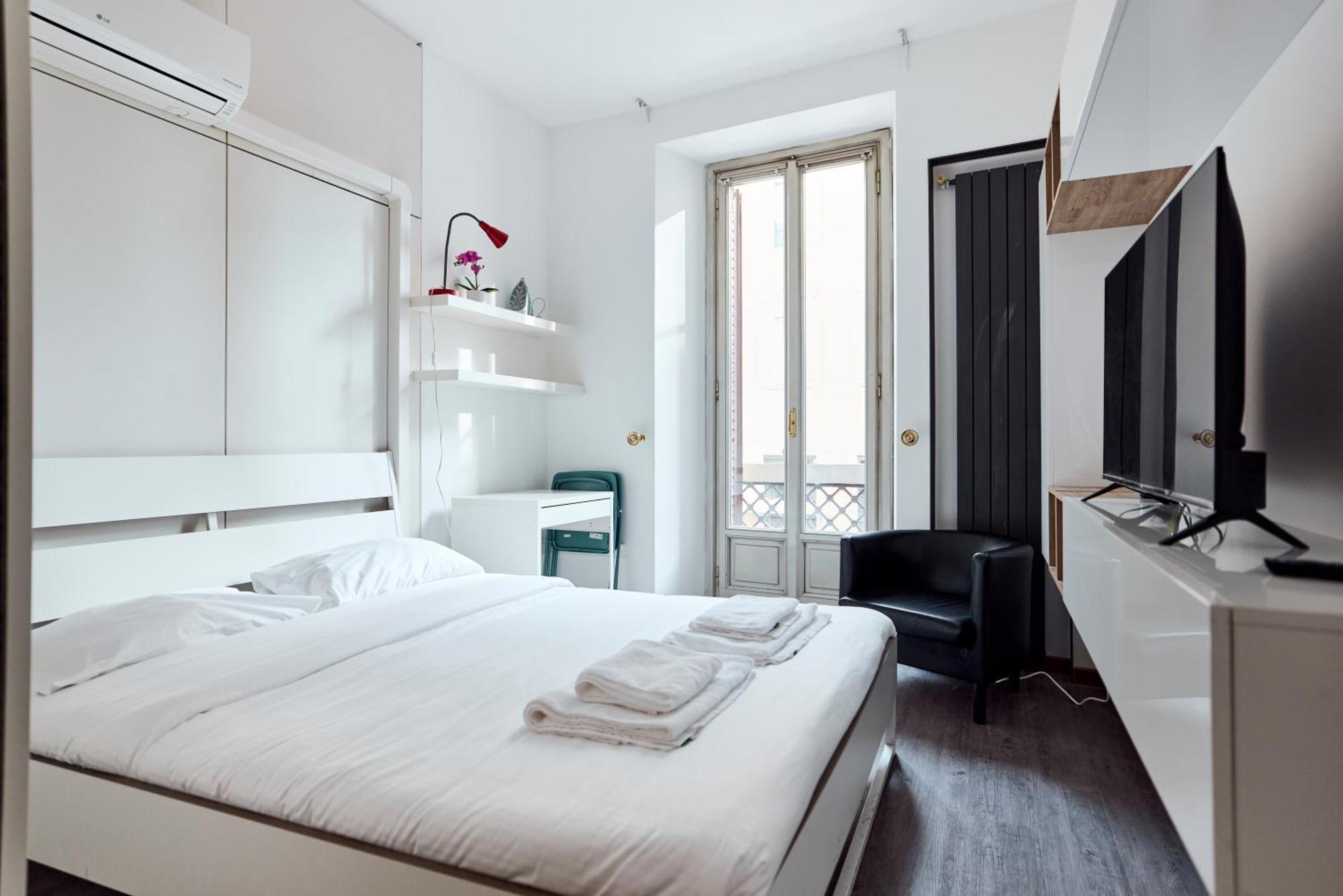 מילאנו Corso Venezia View With Private Balcony - Corso Venezia Suite מראה חיצוני תמונה